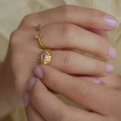 ENAMEL Copenhagen Ring, Leia 6 ENAMEL Copenhagen Ring, Leia -Enamel Copenhagen Salg 1024x1024 38f1891692b5a83785ad5cc3ee92937a 1