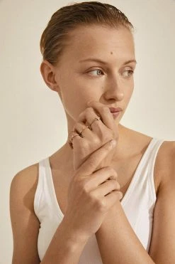 Pilgrim GOLD-PLATED KAMARI STACKABLE RINGS W/ CRYSTALS, 3-IN-1 SET -Enamel Copenhagen Salg 5700560080904 1