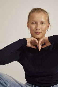 Pilgrim EDDY Recycled Organic Shaped Medium Hoops Silver-plated -Enamel Copenhagen Salg 5700560094536 1