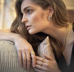 Sif Jakobs Jewellery ELLERA PIANURA MEDIO EAR CUFF -Enamel Copenhagen Salg 5710698073167 SJ E42040 SG 1