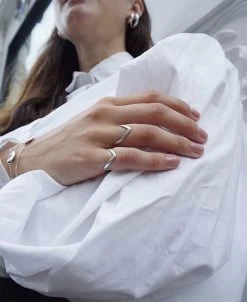 Jane Kønig V- Ring - 46 -Enamel Copenhagen Salg 5715180027383 4