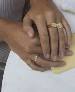 Jane Kønig Small Reflection Ring, Gold-plated Sterling Silver-46 8 Jane Kønig Small Reflection Ring, Gold-plated Sterling Silver-46 -Enamel Copenhagen Salg 5715180056024 3