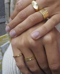 Jane Kønig Small Reflection Ring, Gold-plated Sterling Silver-46 9 Jane Kønig Small Reflection Ring, Gold-plated Sterling Silver-46 -Enamel Copenhagen Salg 5715180056024 4