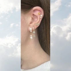 The Earring Shop Flora Stud Orange -Enamel Copenhagen Salg Ear20Styling201 1